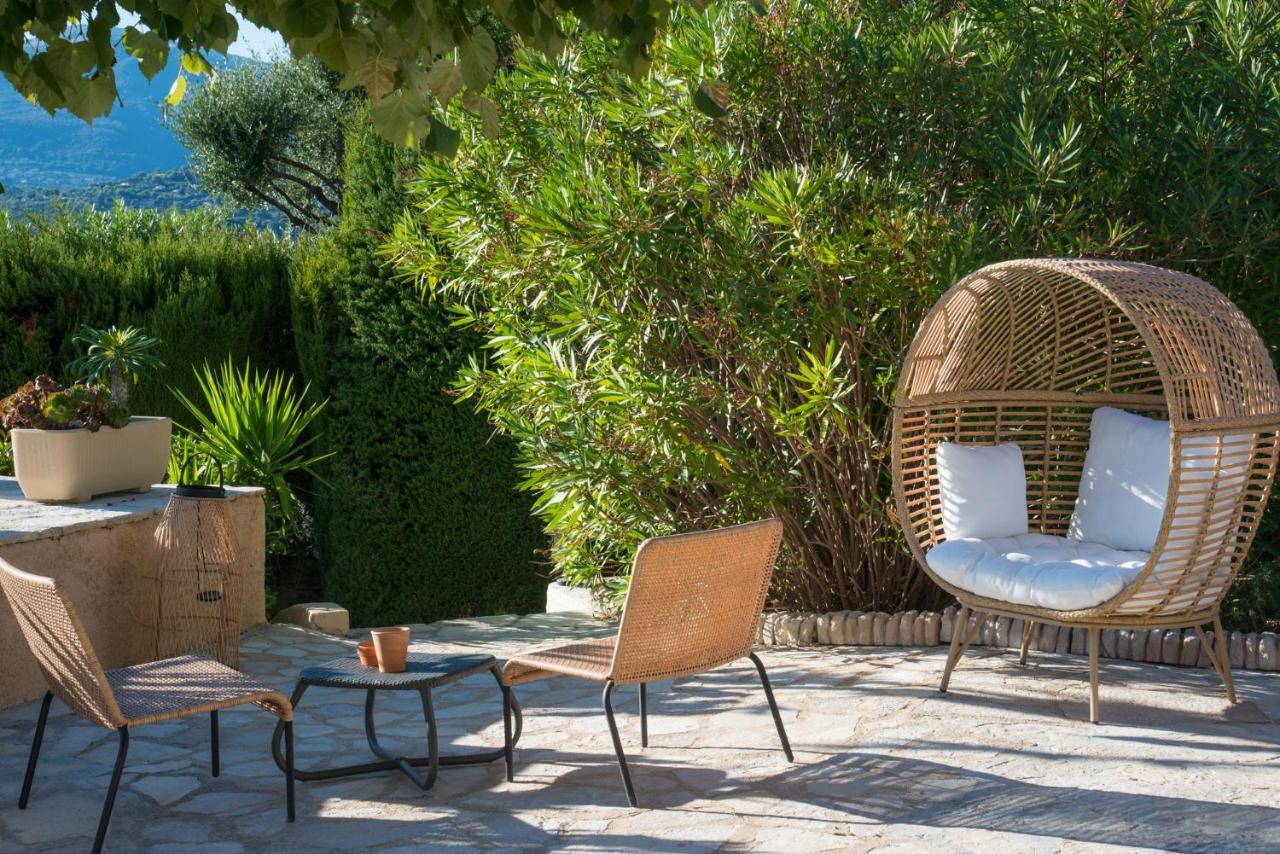 Bastide Les 3 Portes Сен-Поль-де-Ванс Экстерьер фото