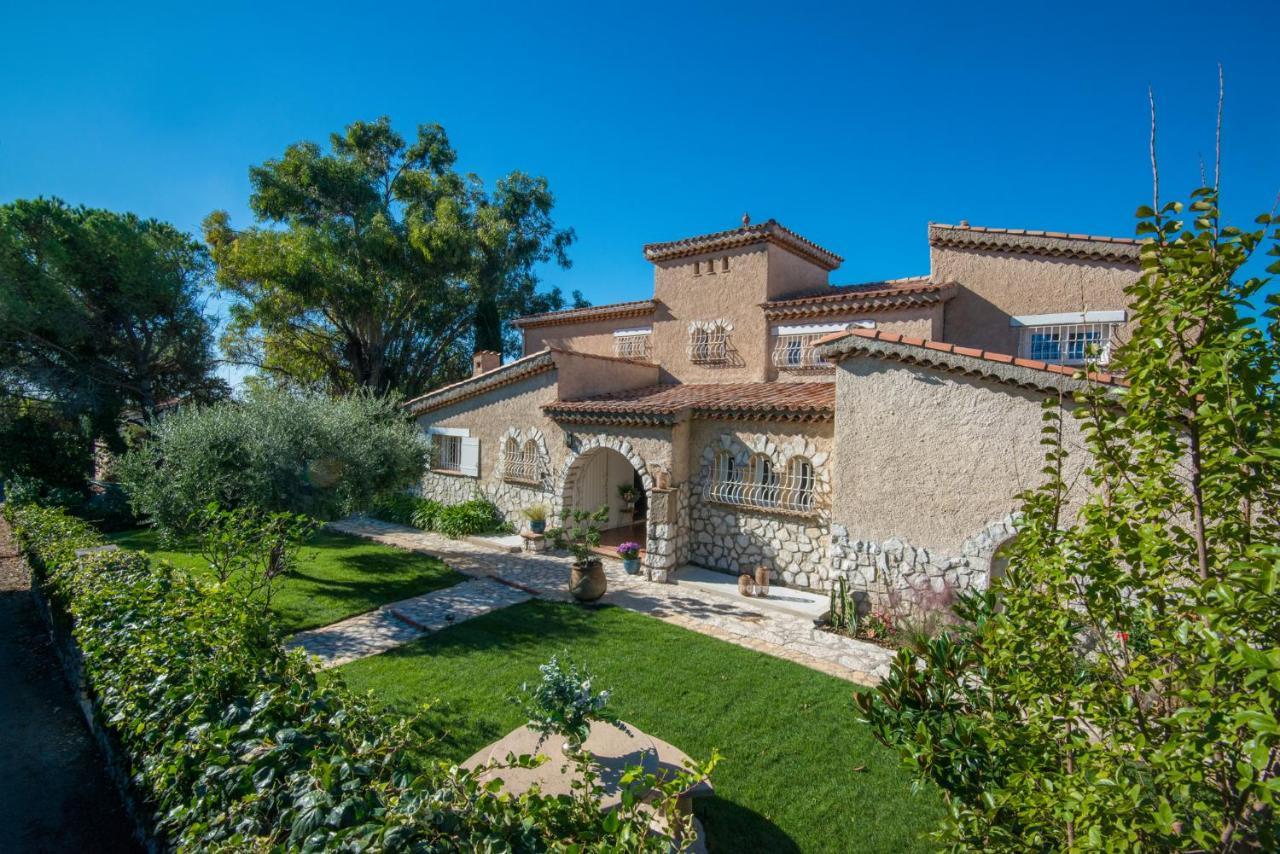 Bastide Les 3 Portes Сен-Поль-де-Ванс Экстерьер фото